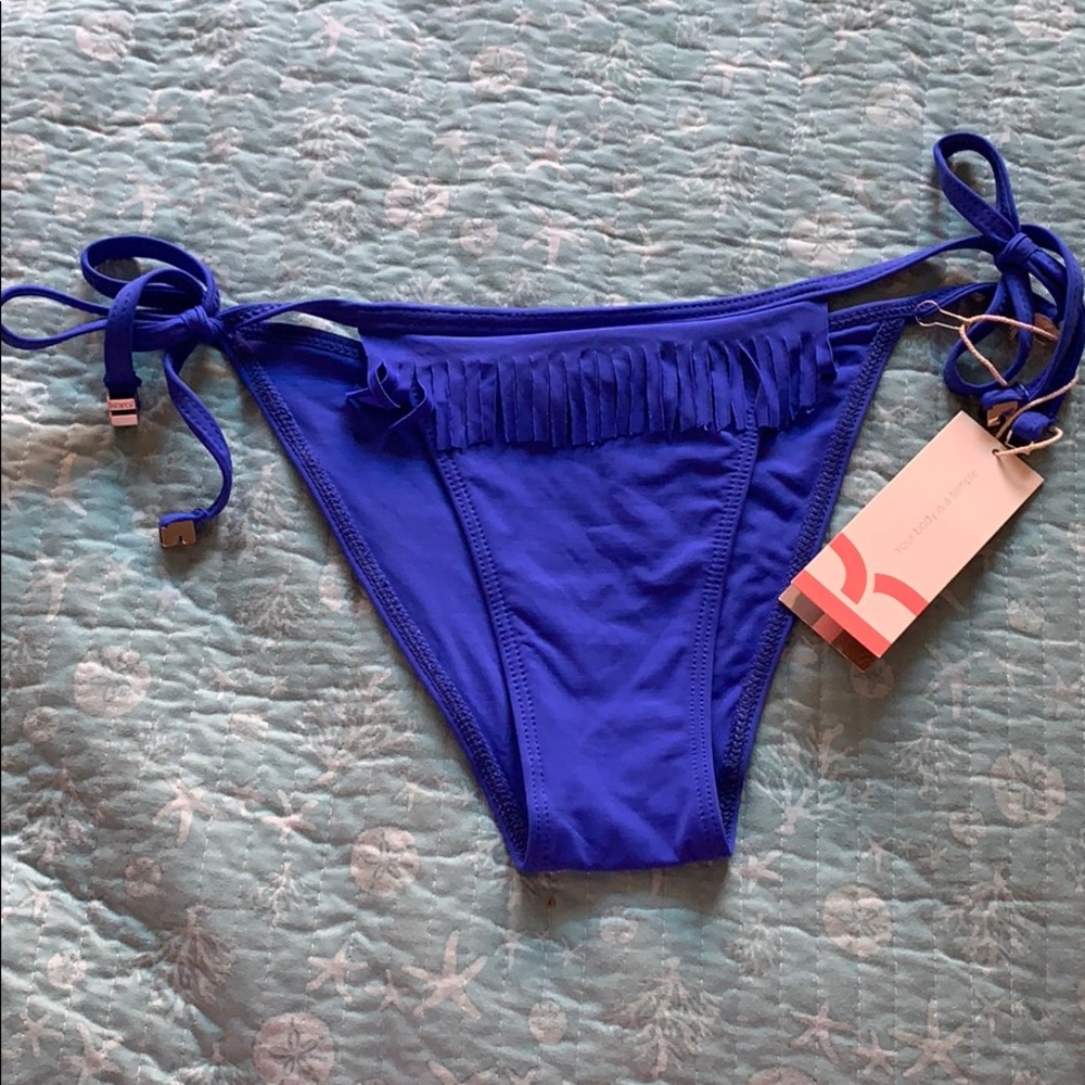 Koral bikini bottoms